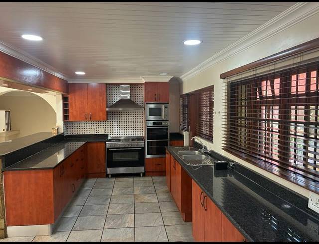 4 BEDROOM PROPERTY TO RENT IN WATERKLOOF
